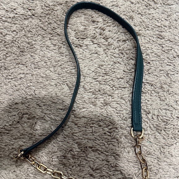 Tory Burch Cluth in Forest Green Leather - Picture 6 of 10